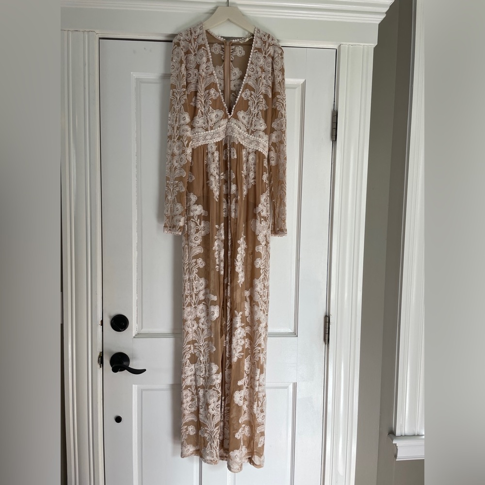 SOLD DAMAGED for love and lemons Temecula dress